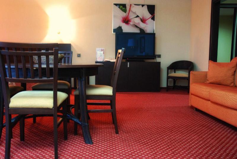 Park Hotel Dnipro Ngoại thất bức ảnh