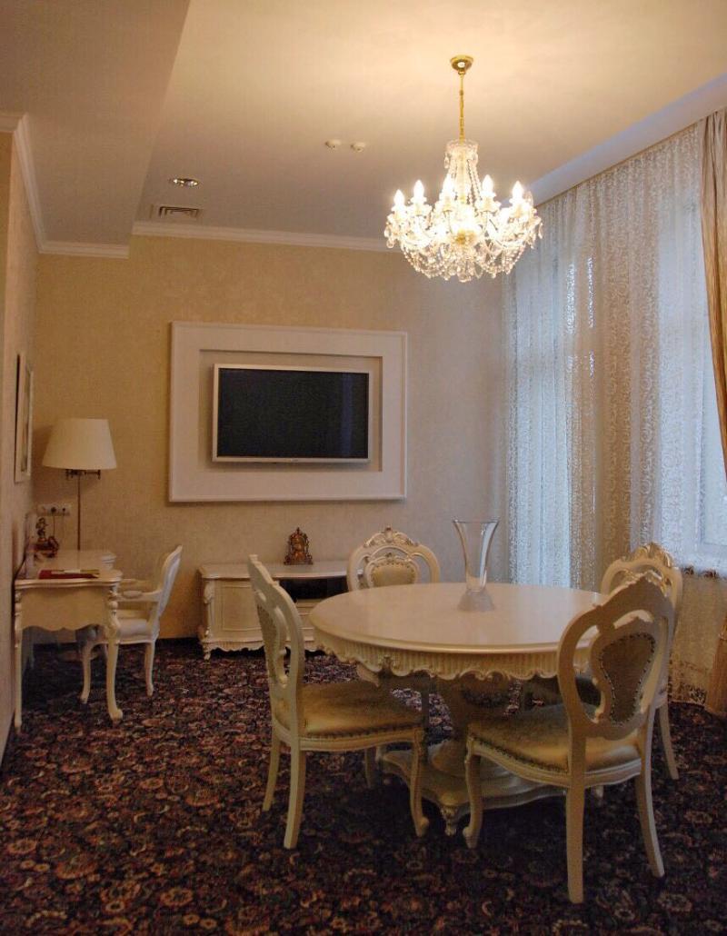 Park Hotel Dnipro Ngoại thất bức ảnh