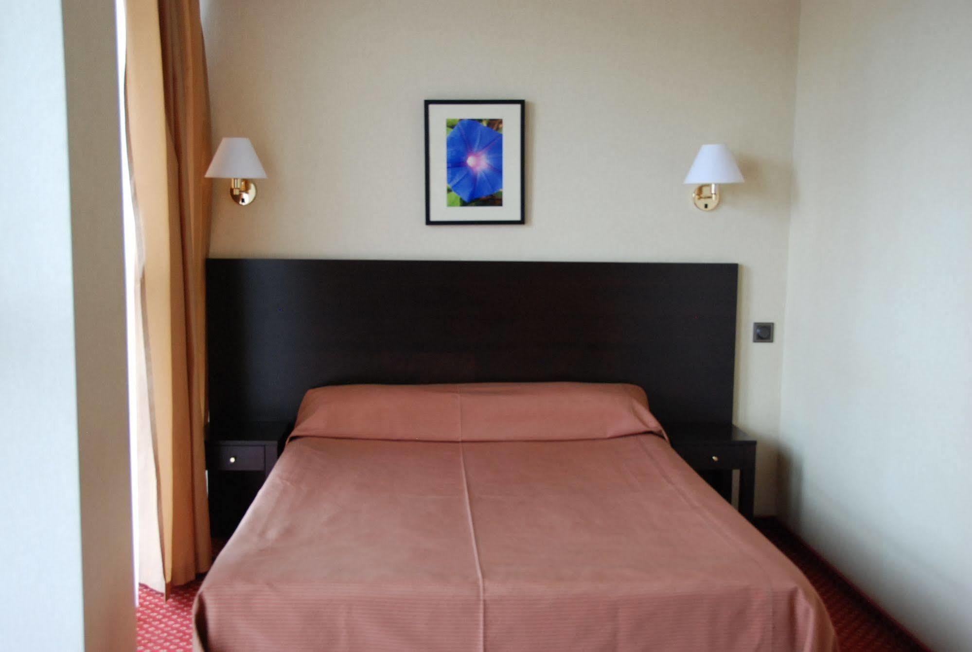 Park Hotel Dnipro Ngoại thất bức ảnh