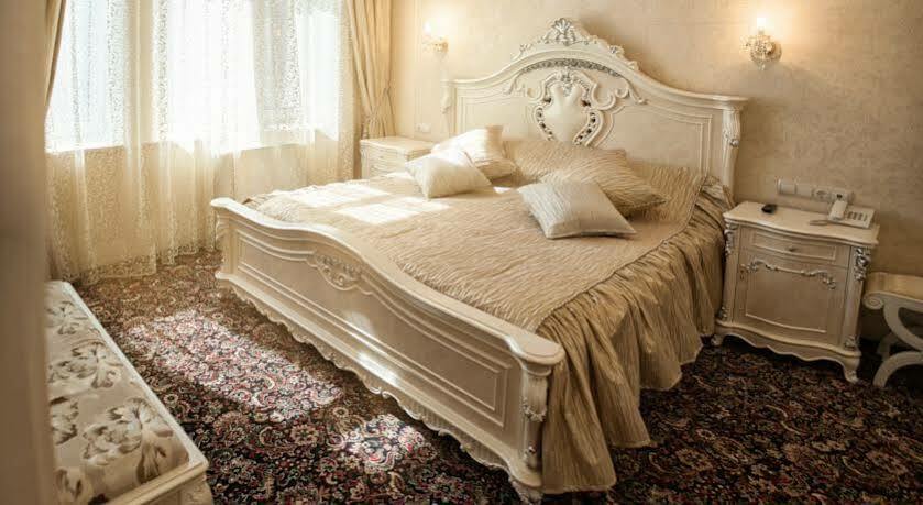 Park Hotel Dnipro Ngoại thất bức ảnh