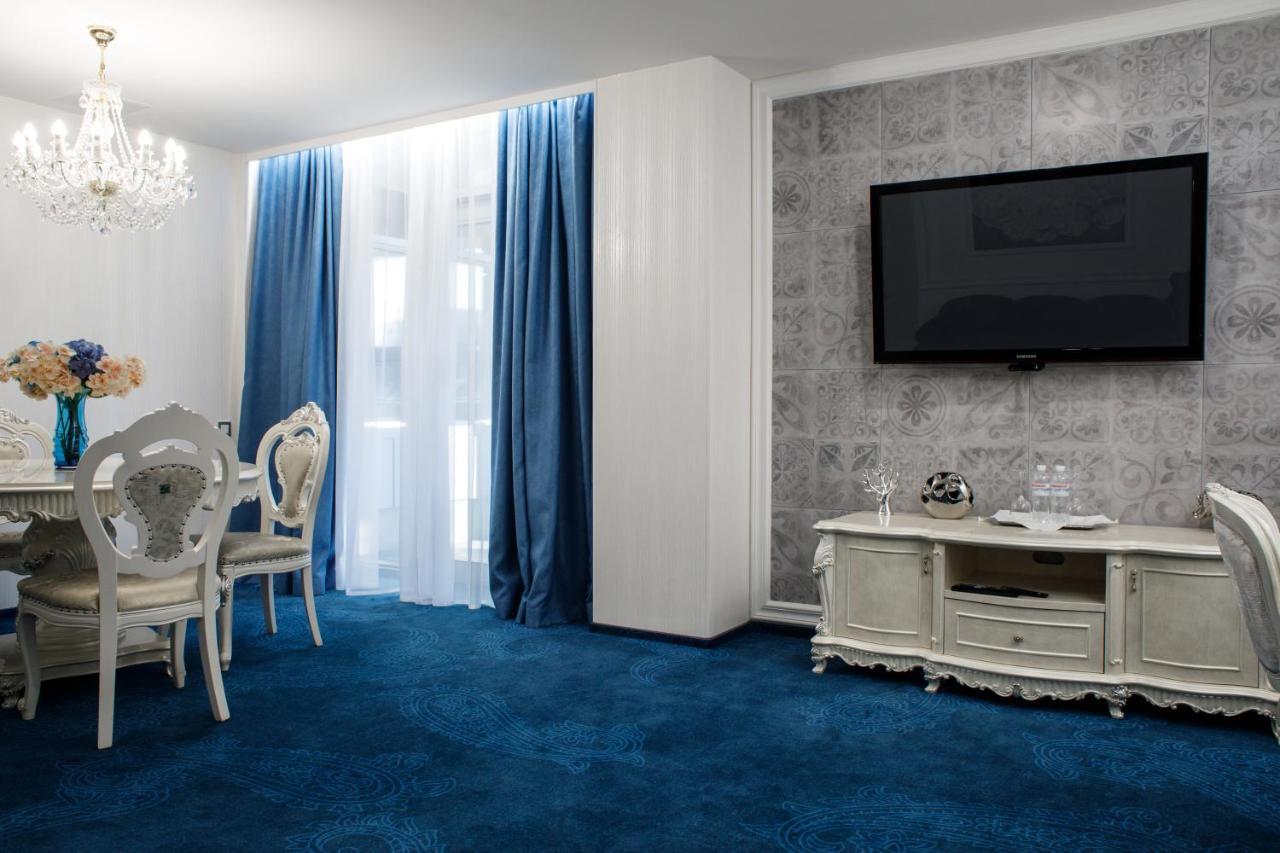 Park Hotel Dnipro Ngoại thất bức ảnh